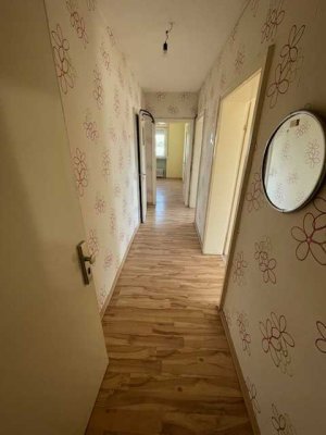 2-Zimmer-Wohnung mit guter Anbindung – sofort verfügbar