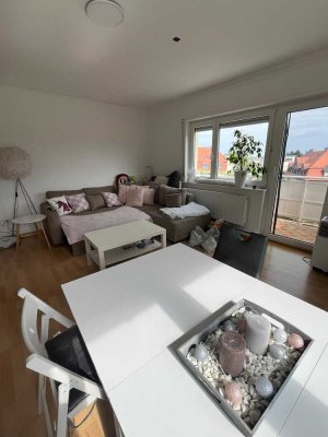 Schöne möblierte Wohnung für September bis Januar