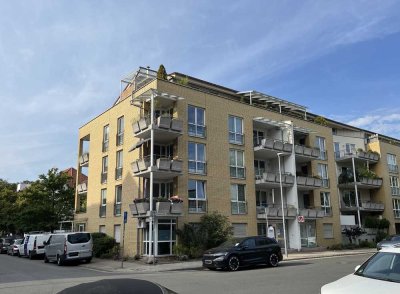 Attraktives Wohnen mitten im Zooviertel - Geräumige Wohnung mit Süd-Terrasse