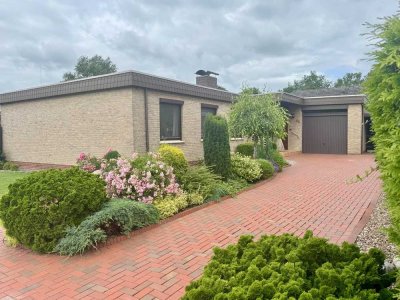 Traumhaftes Wohnen im Flachdach-Bungalow an der Unterweser