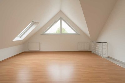 Charmante 2-Zimmer-Wohnung auf 2 Etagen in ruhiger Lage – 65 m² in gepflegtem Dreifamilienhaus