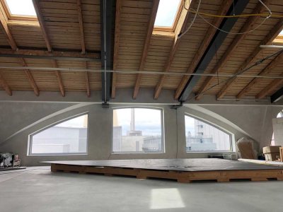 Einzigartiger Ausblick & markante Industriearchitektur – Besichtigung möglich!