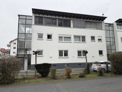 leere 4-Zi Maisonettewohnung in Biebesheim