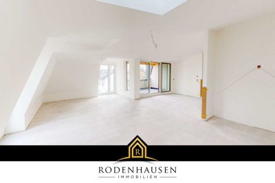 Luxuriöse 3-Zimmer-Dachgeschosswohnung mit exklusiver Ausstattung, zwei Bädern und Dachterrasse!
