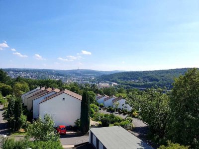 3-ZKB, 75m², teilmöbliert mit EBK und Balkon