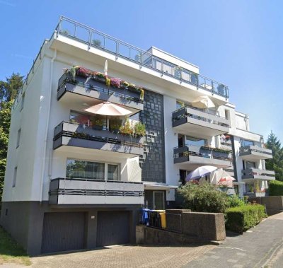 Attraktive 3-Zimmer-Wohnung in der Hochparterre mit Balkon