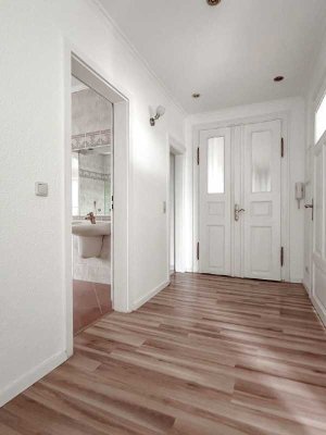 Traumhaft Wohnen in Dresden, HELLE  2-Raum-Wohnung mieten