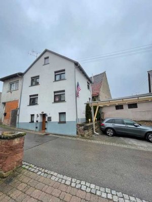 Kapitalanleger und Eigennutzer aufgepasst! Sanierte DHH in Mosbach-Lohrbach zu verkaufe