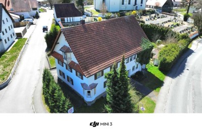 Großes Ein oder Zweifamilienhaus zwischen Leutkirch-Kisslegg und Bad Wurzach