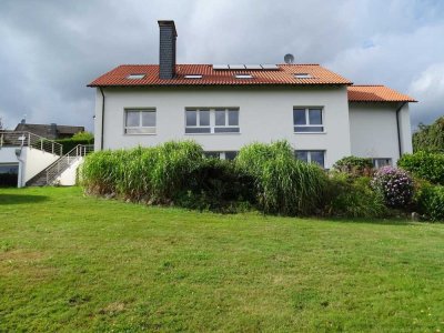 exklusives Wohnen & variable Nutzungsmöglichkeiten Villa mit Weitblick