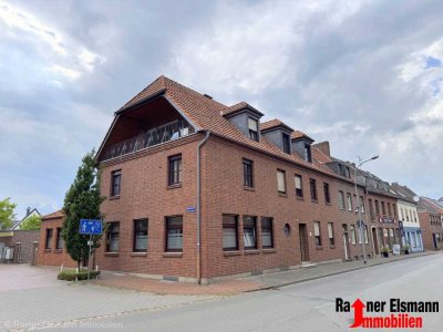 Uedem: Charmante 2-Zimmer-Dachgeschosswohnung mit Loggia in Süd-Ost-Ausrichtung
