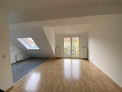 2 Zimmer Gohlis-Nord 52m² Dachgeschoss mit Balkon offene Küche