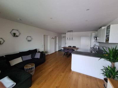 schöne 2 - Zimmerwohnung