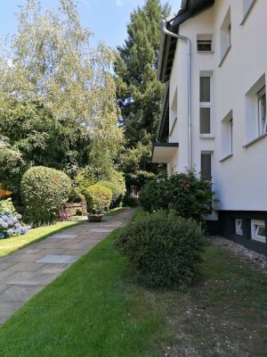 Helle gemütliche   DG-Wohnung in Baden-Baden/ Oberbeuern mit großem Balkon