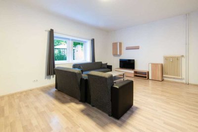 Bezugsfrei: Charmante 2-Zimmer-Altbauwohnung im Reuterkiez