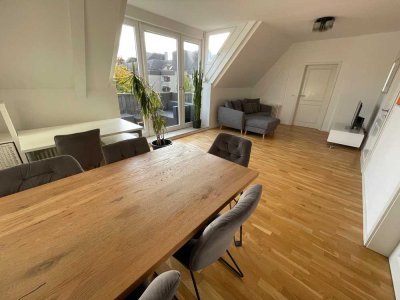 Möblierte 2-Zi.-Wohnung mit Balkon nahe Sheridan-Park – toll renoviert & sofort beziehbar