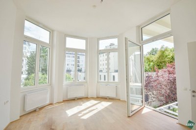Erstbezug: Schöne 4-Zimmer Altbauwohnung mit Balkon beim Rochusmarkt