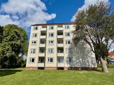 Geräumige 3-Zimmerwohnung mit Einbauküche und Balkon in Gebhardshagen