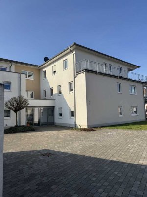 Gemütliche, helle 2-Zimmer-Wohnung mit Balkon