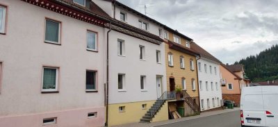 Erstbezug nach Kernsanierung: Modernes Reihenmittelhaus zum Wohlfühlen