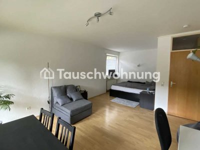 Tauschwohnung: Große Einzimmerwohnung mit Balkon