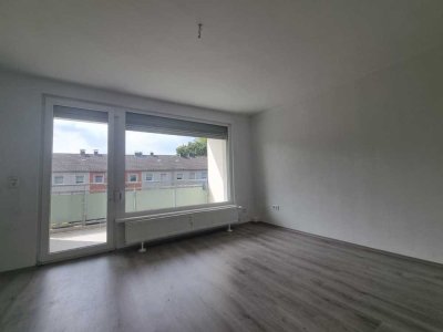 Ab Dezember 2025!Vollständig renovierte 3-Zimmer Wohnung mit Balkon & modernem Badezimmer