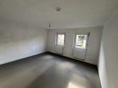 Wohnen im Grünen – sanierte 3-ZW mit kleinem Balkon