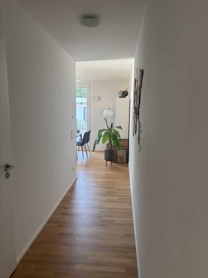 Ansprechende 2-Zimmer-Wohnung mit gehobener Innenausstattung mit Balkon in Köln Porz