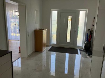 Behindertengerechte, neuwertige 3-Zimmer-EG-Wohnung mit gehobener Innenausstattung in Bad Kreuznach