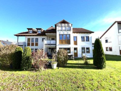 Ein Traum - 3 1/2-Zimmer mit Sonnenterrasse und "eigenem" Garten! Kurzfristig beziehbar!