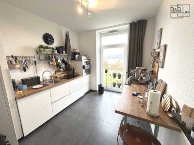 B&B Immobilien: Stilvolle 3-Zimmer-Altbauwohnung mit Terrasse und Gartenfläche in Trier-Feyen