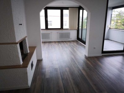 3,5-Zi. Loft Wohnung mit Kamin und Loggia in Oberschleißheim