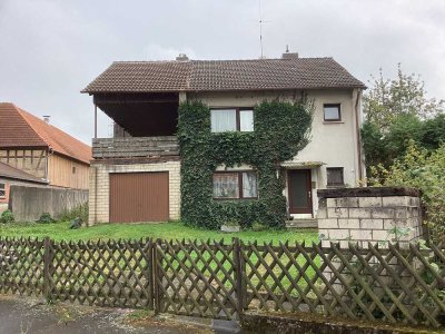 Freistehendes Einfamilienhaus mit Garten und Garage in Herbstein/Lanzenhain