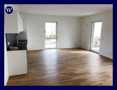 **3-Zimmer-Terrassenwohnung: Neubau-Ausstattung mit modernem Tageslichtbad, Einbauküche, Parkett **