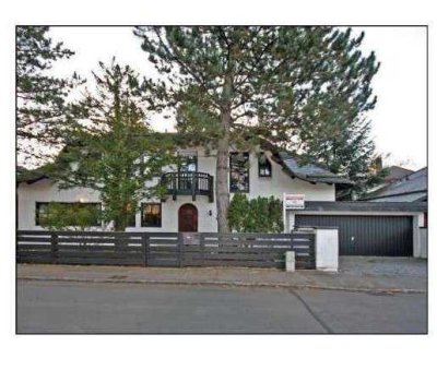 Großzügig Villa in Waldtrudering, Weihnachten vor dem offenen Kamin