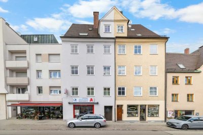 Renditeobjekt: Mehrfamilienhaus mit Gewerbefläche in Top-Standort von Augsburg-Kriegshaber