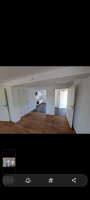 Vollständig renovierte 2,5-Zimmer-Wohnung mit Außensitzplatz und EBK in Blumberg-Fützen