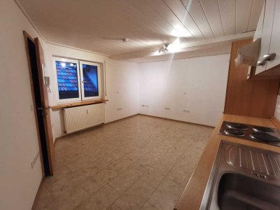 1-Zimmer-Wohnung im Herzen von Kirchheim / Teck mit Terrasse im UG