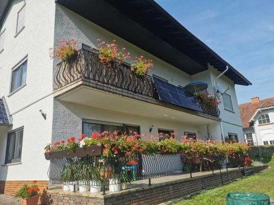 Freundliche 2-Zimmer-Erdgeschoßwohnung mit 20m2 Terrasse und Einbauküche in Michelstadt