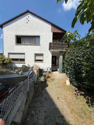 Einfamilienhaus mit großem Grundstück und stabiler Mietein-nahme in Toplage von Bad Soden