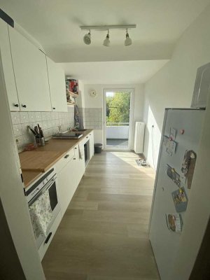 Schöne helle 2-Zimmer Wohnung
