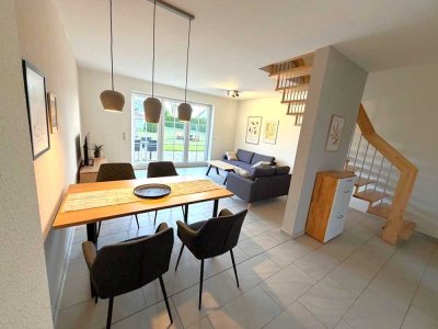 Das letzte RMH Ferienhaus, renoviert u. möbliert FeWo auf 2 Ebenen Trassenheide, Wärmepumpe