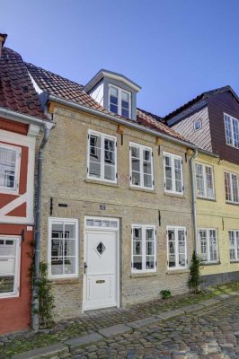 Oluf-Samson-Gang 12, 24939 Flensburg