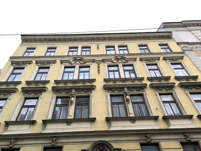 Kleineres Zinshaus in sehr guter Lage, als Invest, oder Familiensitz