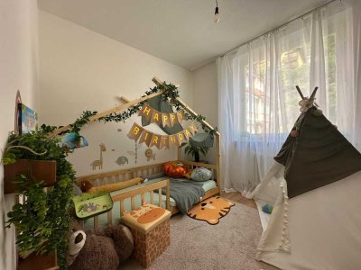 SOFORT FREI - DACHGESCHOSSWOHNUNG - BALKON - AUSSICHT