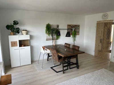 Helle 3 Zimmerwohnung mit Balkon und Tiefgaragenstellplatz
