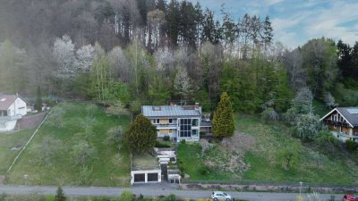 Panoramahaus mit sagenhaftem Ausblick | Energieeffizient & am Waldrand | Garten,Balkone & Terrasse