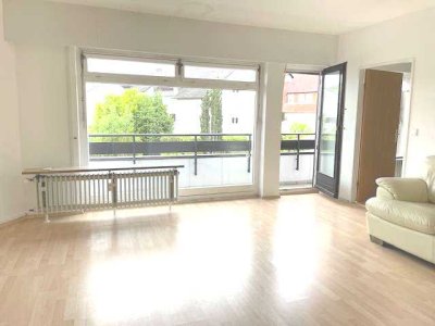 Sonnige, gepflegte 2-Zi-Eigentumswohnung mit Balkon, Garage, Aufzug, angenehme Wohnlage, Rödermark