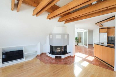 Helle grosszügige DG-Wohnung in Weingarten mit sehr guten Energiewerten. Zentral mit Basilikablick.