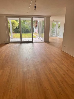 Großzügige 5-Zimmer-Maisonettewohnung mit Garten im Herzen von Melle-Buer